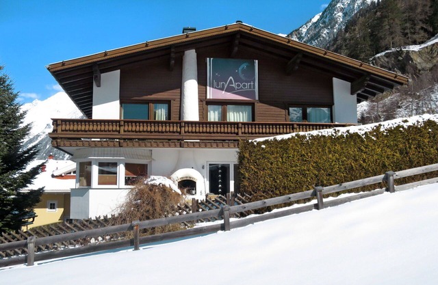 Beautiful apartment for 2 people with WIFI, TV and pets allowed