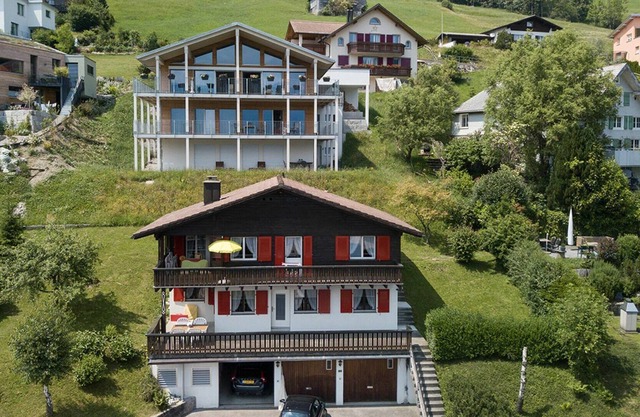 Beautiful apartment for 4 people with WIFI, balcony, pets allowed and parking