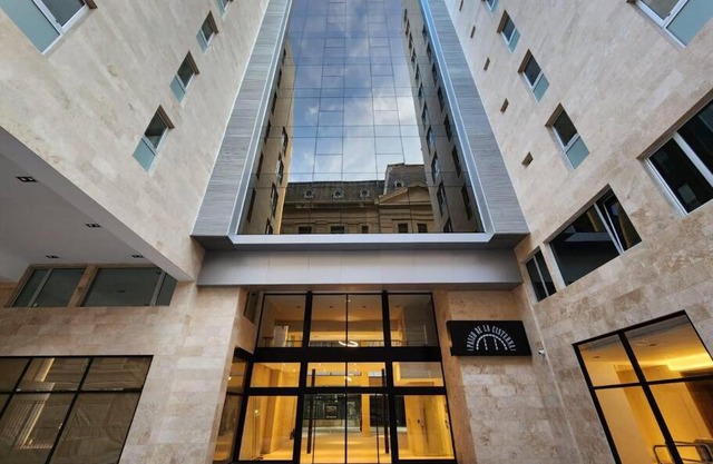 Beautiful apartment in Paseo de la Cisterna