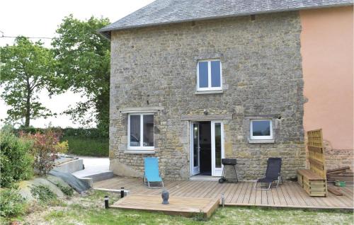 Beautiful Apartment In Sainteny