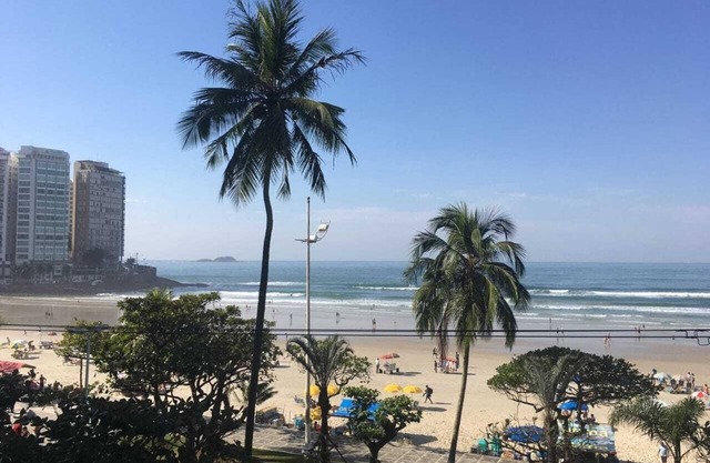 Beautiful apartment near the beach in Guarujá!