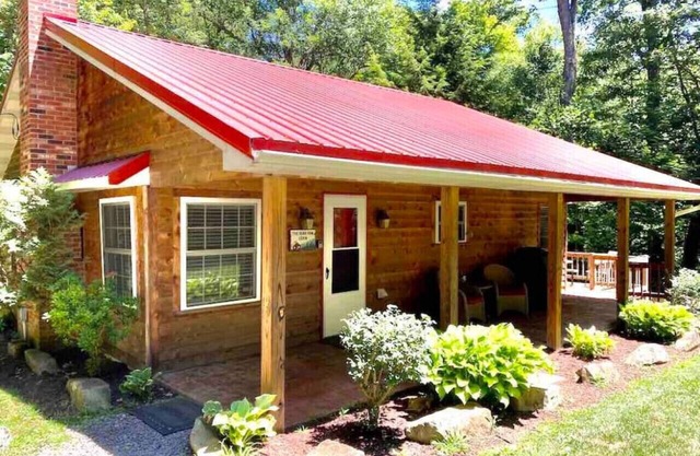 Beautiful Bear Paw Cabin