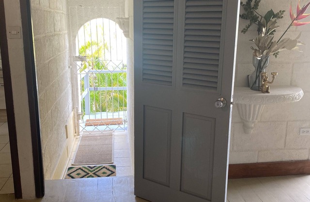 Beautiful Breezy South Coast Apartment On The Gap