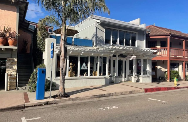 Beautiful Capitola Village Two Bedroom