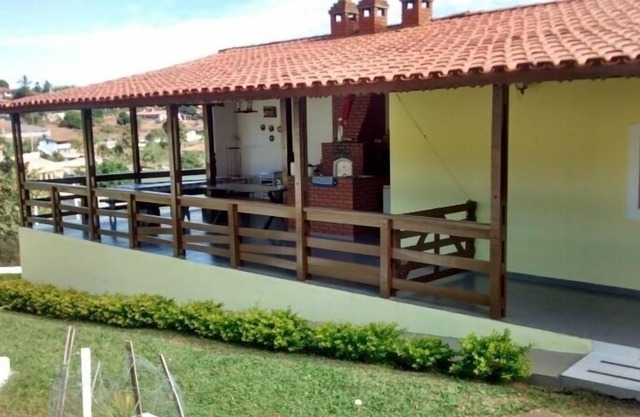 beautiful chacara, swimming pool, sauna, party room, barbecue, pizza oven,