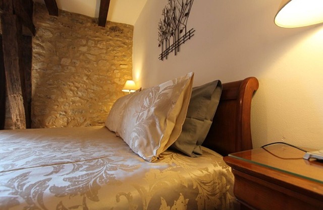 Beautiful Cottage for maximum 4 people overlooking the Dordogne Valley