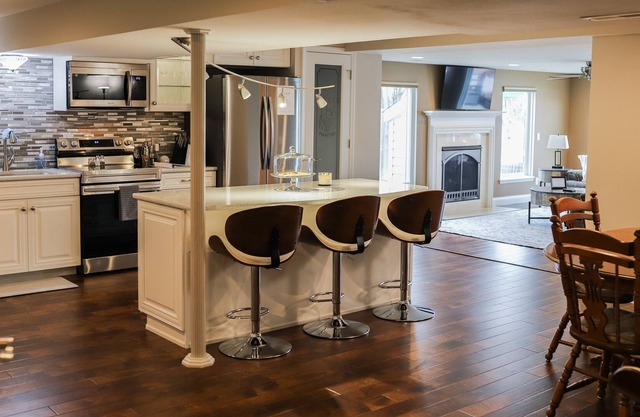 Beautiful custom, lower-level Villa! Multiple upgrades!