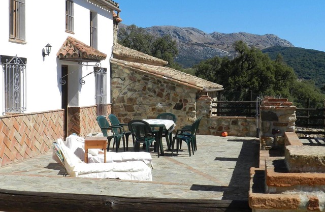 Beautiful home in Cortes de la Frontera