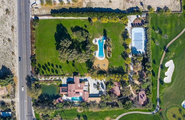Beautiful estate 23 beds|5 acres|2 pools|tennis