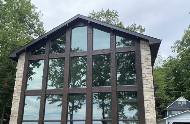 Beautiful Higgins Lake House - Spectacular views