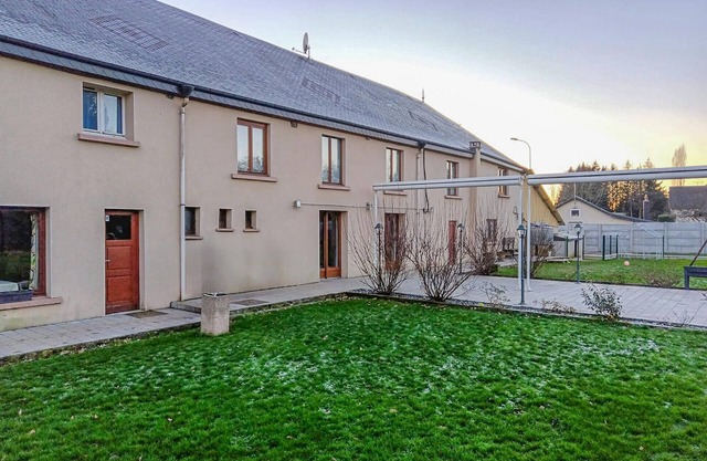 Beautiful home in Maubert-Fontaine