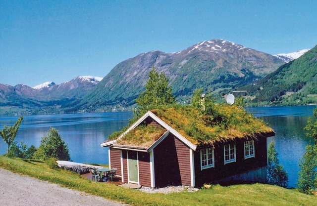 Beautiful home in Skei I Jølster