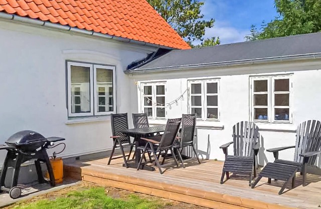 Beautiful home in ærøskøbing with WiFi