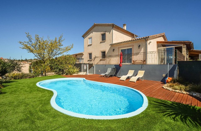 Beautiful home in Barjac with WiFi