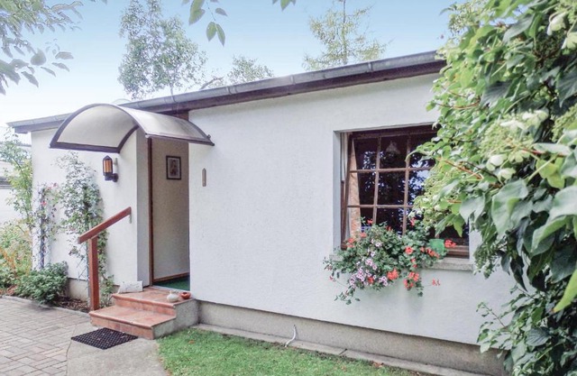 Beautiful home in Eichwalde b,Berlin with