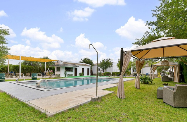 Beautiful home in El Coronil with WiFi