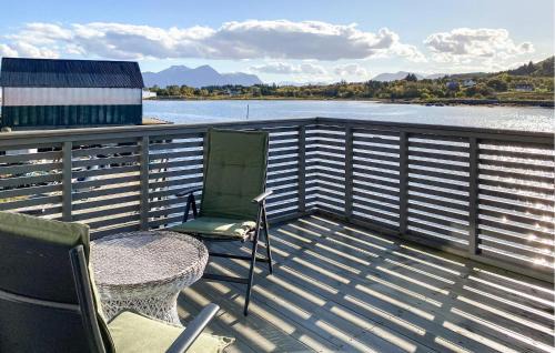 Beautiful Home In Fjørtoft With Wifi