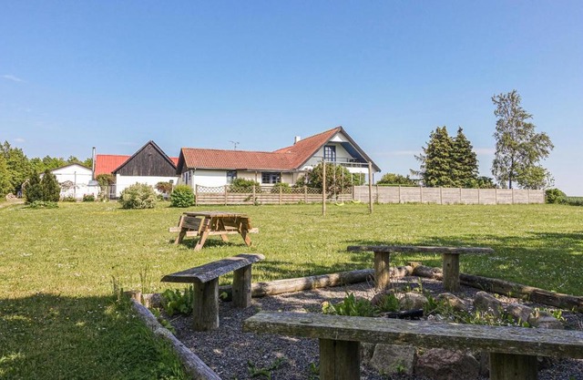 Beautiful Home In Klemensker With Wifi