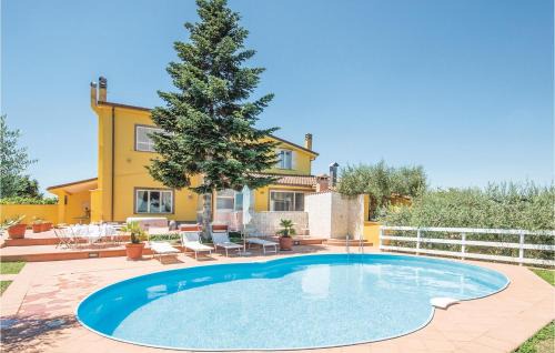 Beautiful Home In Roma