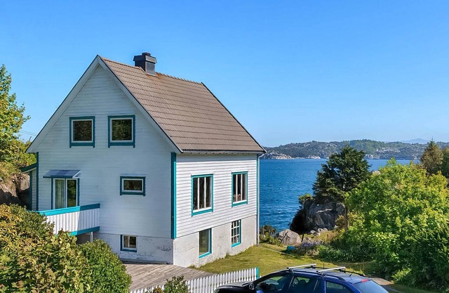 Beautiful home in Urangsvåg