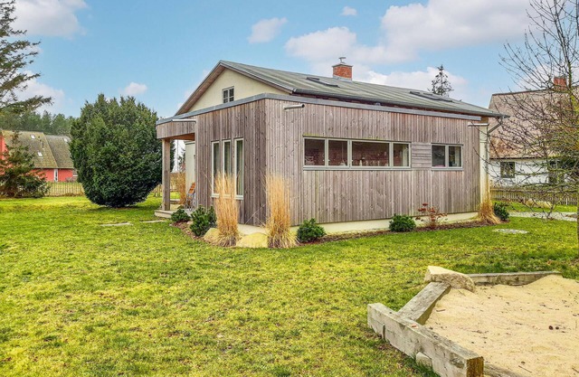 Beautiful home in Warthe with kitchen