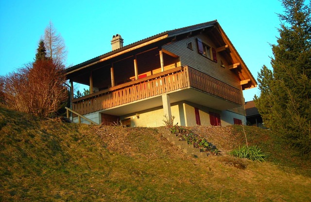 Beautiful large ski chalet in the mountains