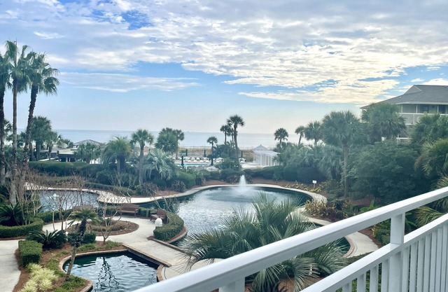 BEAUTIFUL OCEANVIEW VILLA WITH POOL, BEACH HILTON HEAD