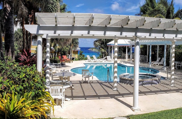 Beautiful Oceanside Condo