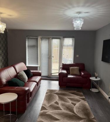 Beautiful park view town house