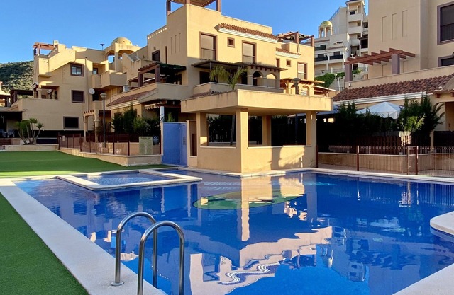 BEAUTIFUL PENTHOUSE WITH SEA AND MOUNTAIN VIEWS IN AGUILAS