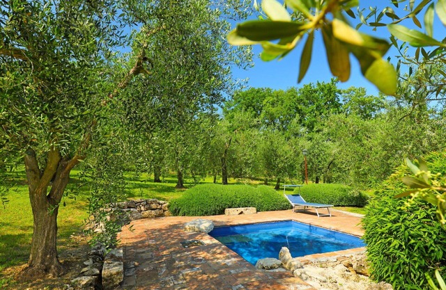 Beautiful private villa with private pool, A/C, WIFI, TV, patio, pets allowed and panoramic view