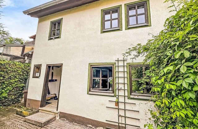 Beautiful private villa for 4 guests with WIFI, TV, patio and pets allowed