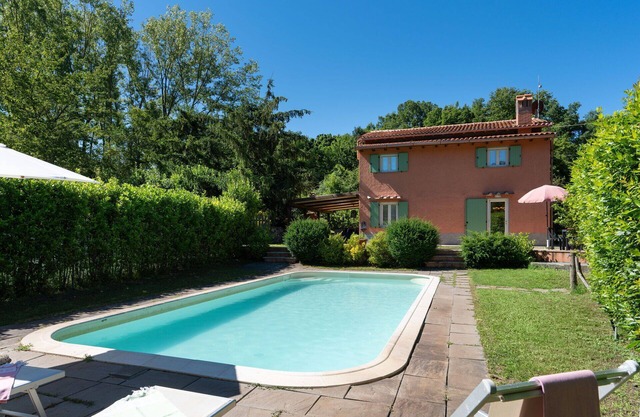 Beautiful private villa for 6 people with WIFI, private pool, A/C, TV, patio and panoramic view