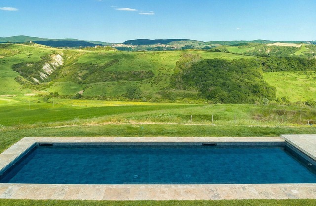 Beautiful private villa for 12 people with WIFI, A/C, private pool, terrace and panoramic view