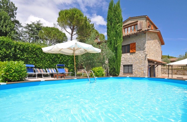 Beautiful private villa for 8 guests with A/C, WIFI, private pool, TV, patio and panoramic view
