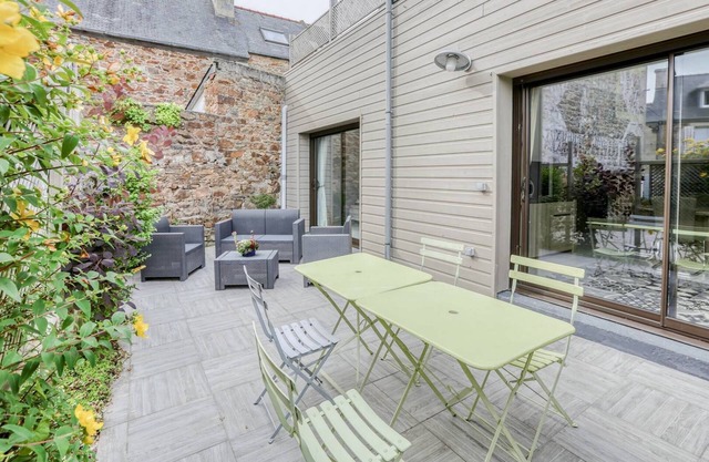Beautiful renovated apartment with WIFI in PERROS-GUIREC