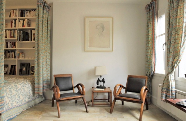 Beautiful studio with garden in a large, renovated townhouse from 2021.