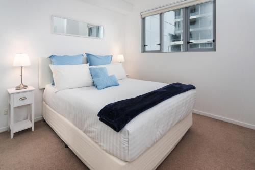 Beautiful Unit with Gym and Pool near Museums