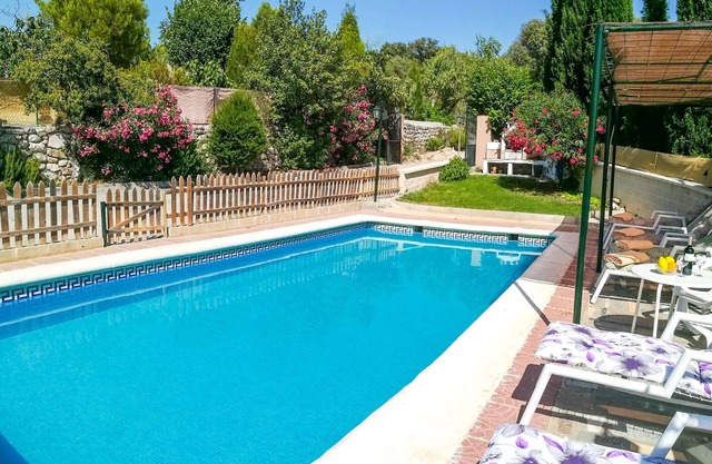 Beautiful villa on private land with olive and fruit trees