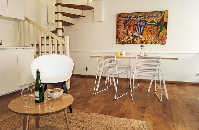 Beautiful villa for 4 people with WIFI and parking