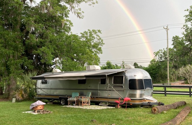 Beautiful Vintage Airstream, Beaufort SC-Enjoy the Journey