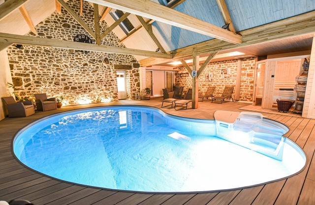 bed and breakfast normandy la brocherie spa indoor pool