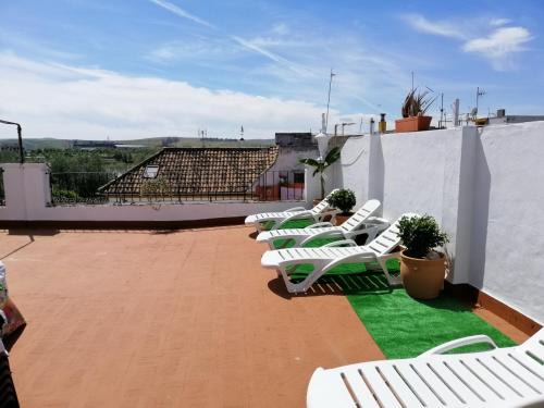 BED FOR 4. TYPICAL QUIET AND AUTHENTIC AREA