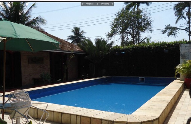 Bela Casa Para até 22 Pessoas com Piscina - 300 Metros do mar