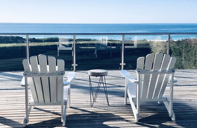 BELLE VUE BEACH HOUSE “AWARD FINALIST 2020"