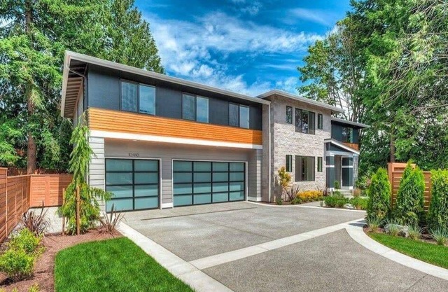 Bellevue DT Contemporary Fortress| Walk to QFC