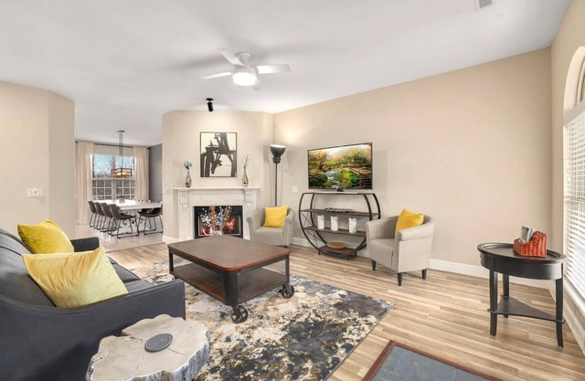 Bentonville Abode - MTB Friendly - 2 Mi to DT