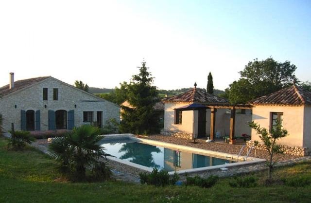 BERGERAC in the South (25km) CHARMING GITE with swimming pool 11x5 m
