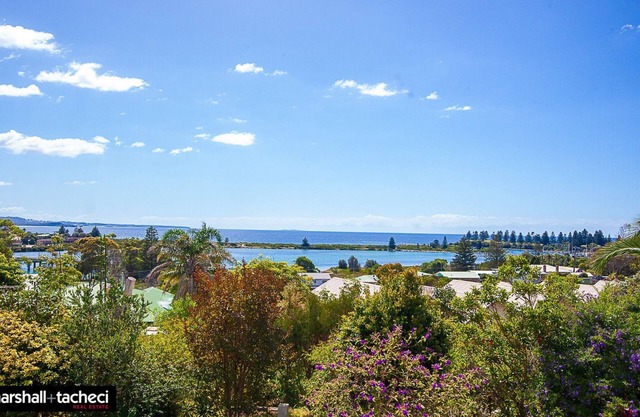 Bermagui Jewel: 91 Murrah St Bermagui 5 Bdrm House, Uninterrupted views, central location Bermagui