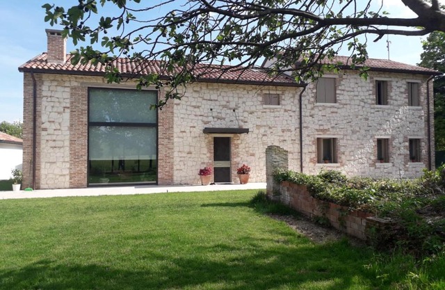 BERTESINA325 Superior Apartment